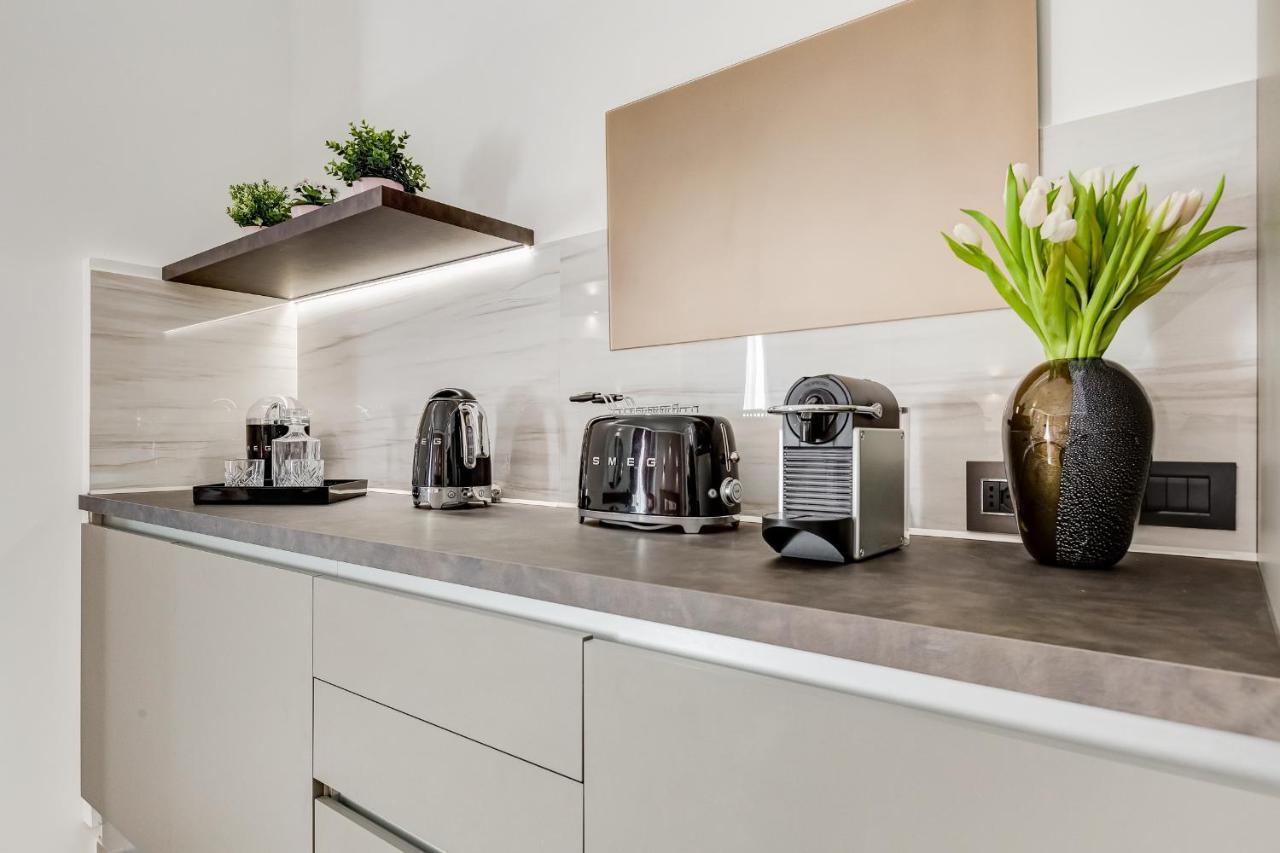 Unoseitre - Luxury Apartment & Suite Roma Ngoại thất bức ảnh