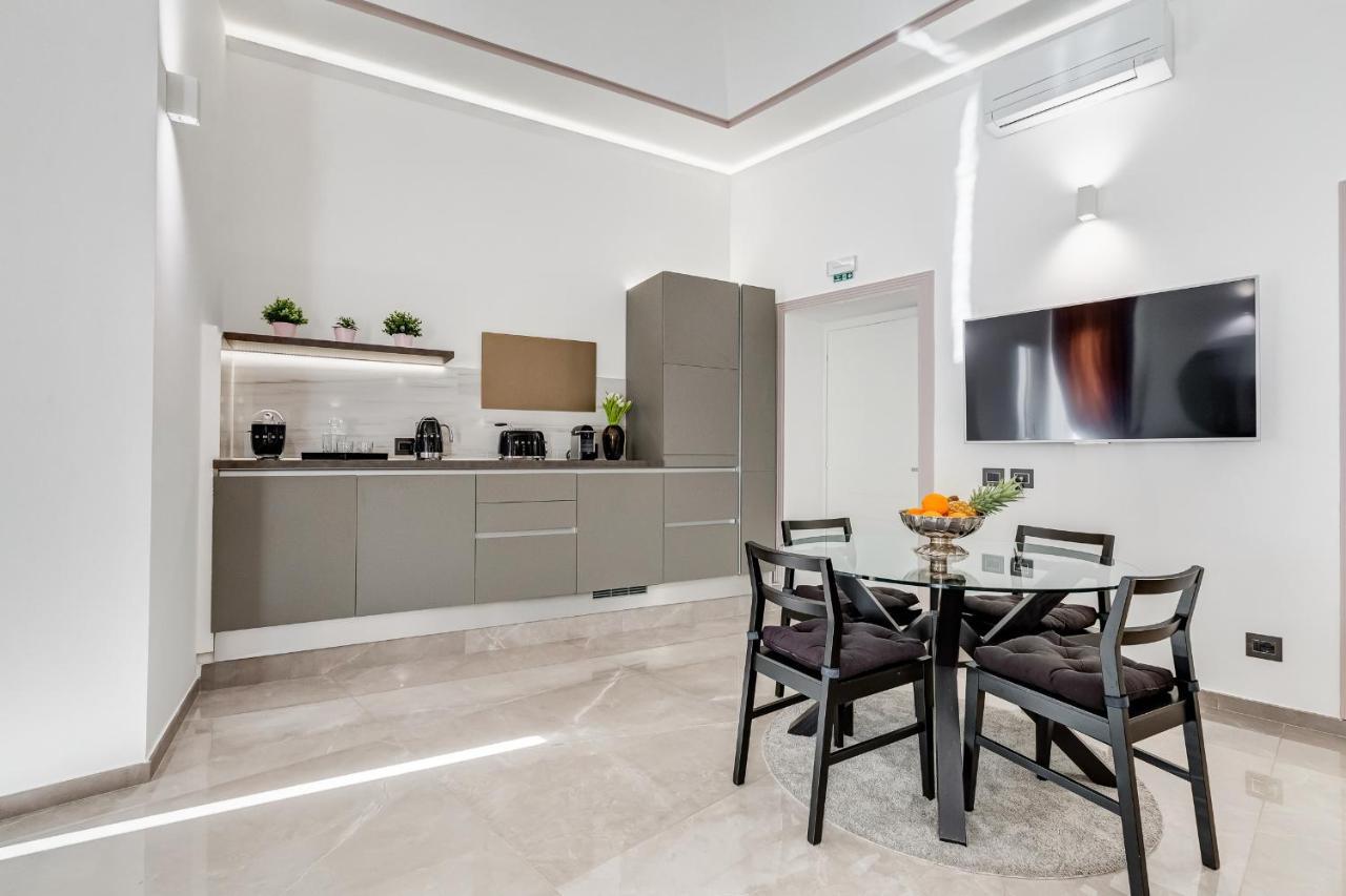 Unoseitre - Luxury Apartment & Suite Roma Ngoại thất bức ảnh